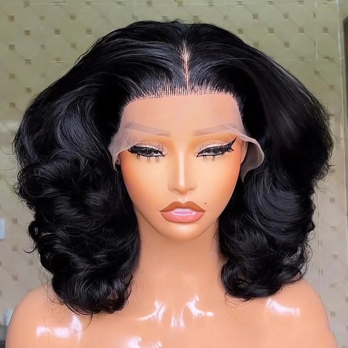 Peruca Sintética Preta Curta B - Pre Parted 13X4 Lace Front Bob Wig avaliação e preço
